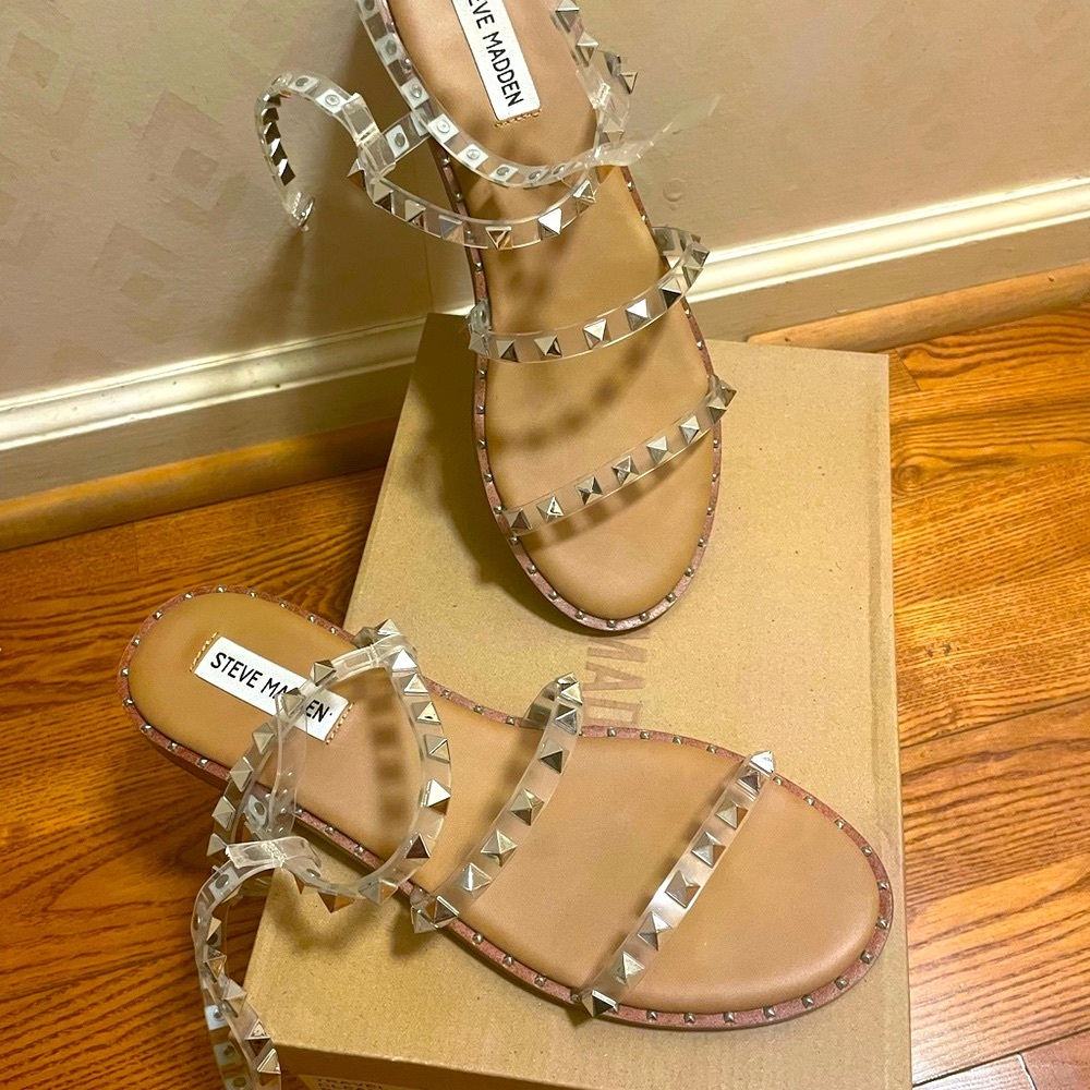 ☀️Steve Madden Sz 9 Women's Studded Sandals - Clear and Tan😎 - Picture 2 of 6